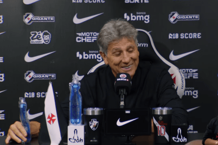 Renato Gaúcho, técnico do Vasco, em entrevista coletiva no São Januário