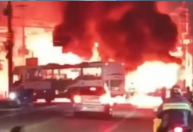 Protesto termina com ônibus incendiados em Guarulhos, na Grande SP; veja vídeo