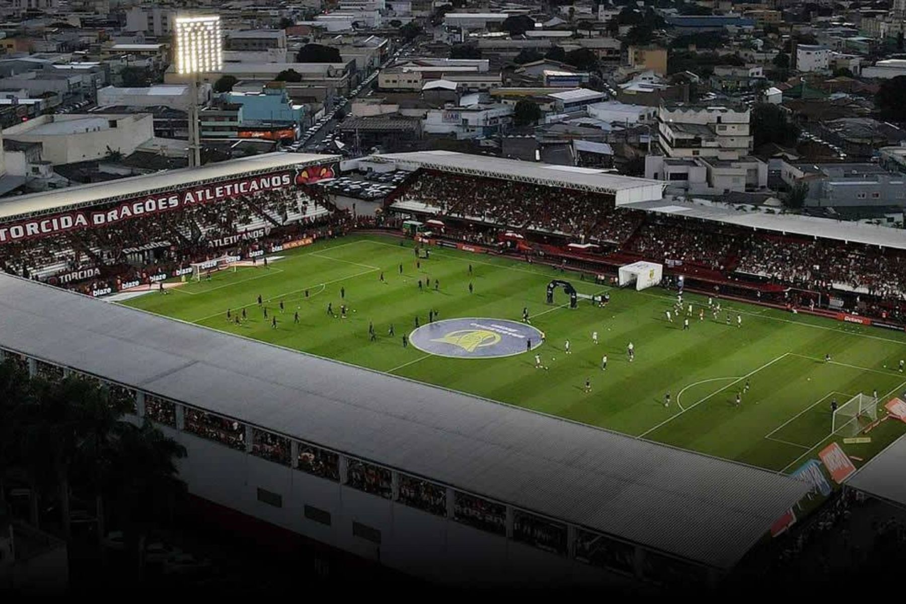 Athletico-PR busca vitória contra Atlético-GO para seguir na Copa do Brasil