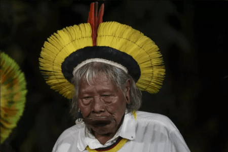 Cacique Raoni foi internado