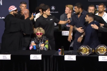 Josh Hokit foi expulso da coletiva do UFC Freedom 250