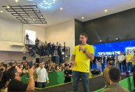 Flávio Bolsonaro sobre ataques: 'Um tudo ou nada para me enterrar vivo'