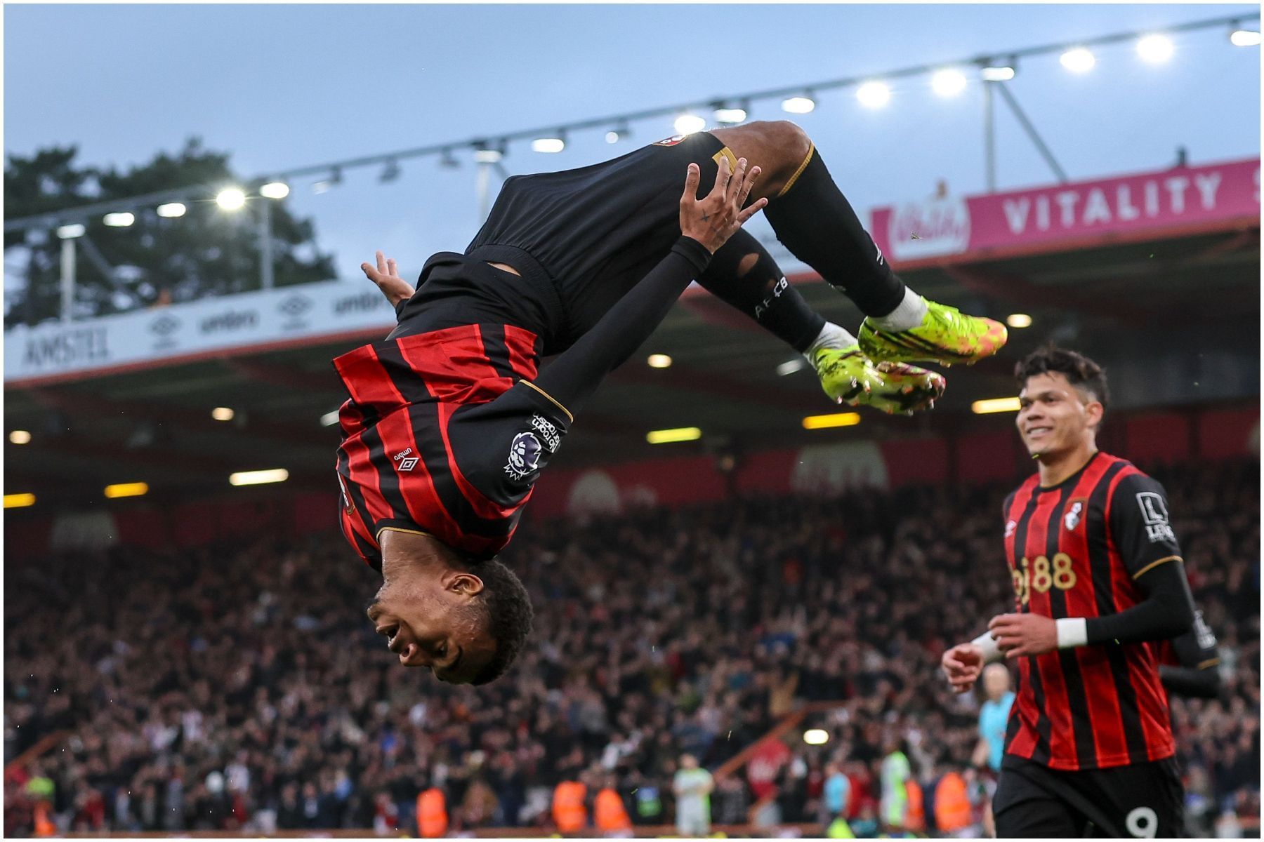 City tropeça, e Arsenal conquista a Premier League sem entrar em campo