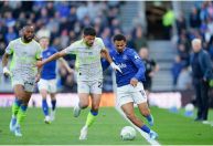 City apenas empata com Everton, e Arsenal se aproxima de título na Premier League