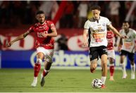 Com um a menos, Athletic marca no fim e arranca empate com Vila Nova-GO pela Série B