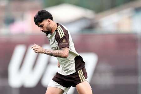 Lucas Paquetá durante sessão de treinamento pelo Flamengo em 2026