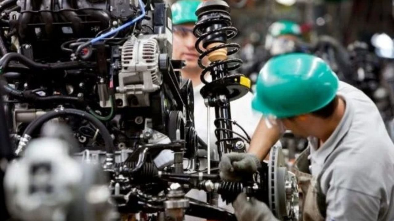 Produção industrial em Minas Gerais registra menor nível para abril em três anos