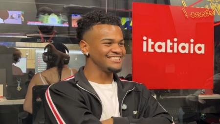 Alisson Santana, revelado pelo Atlético e jogador do Shakhtar Donetsk, em entrevista à Itatiaia