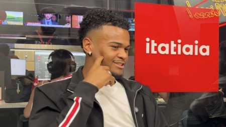 Alisson Santana, revelado pelo Atlético e jogador do Shakhtar Donetsk, em entrevista à Itatiaia