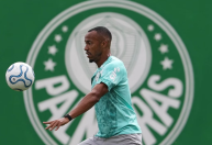 Marlon Freitas se manifesta sobre possível ida de jogador do Botafogo para o Palmeiras