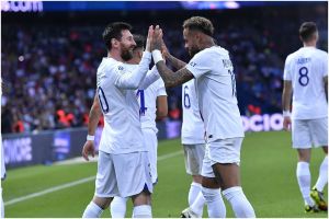Messi responde se Neymar deve ir à Copa e aponta seleções favoritas ao título