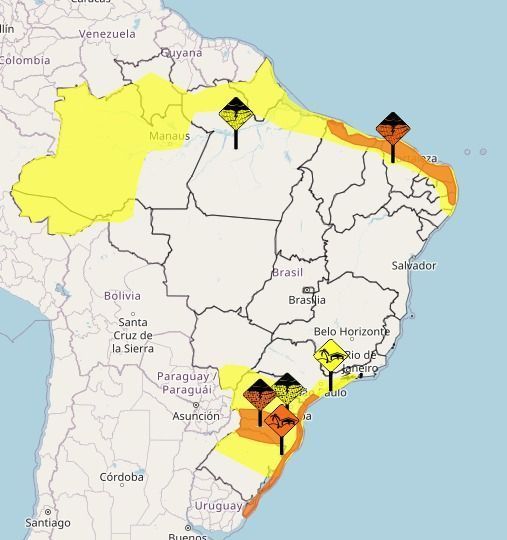 Nordeste entra em alerta para chuvas intensas após mortes por temporais; confira
