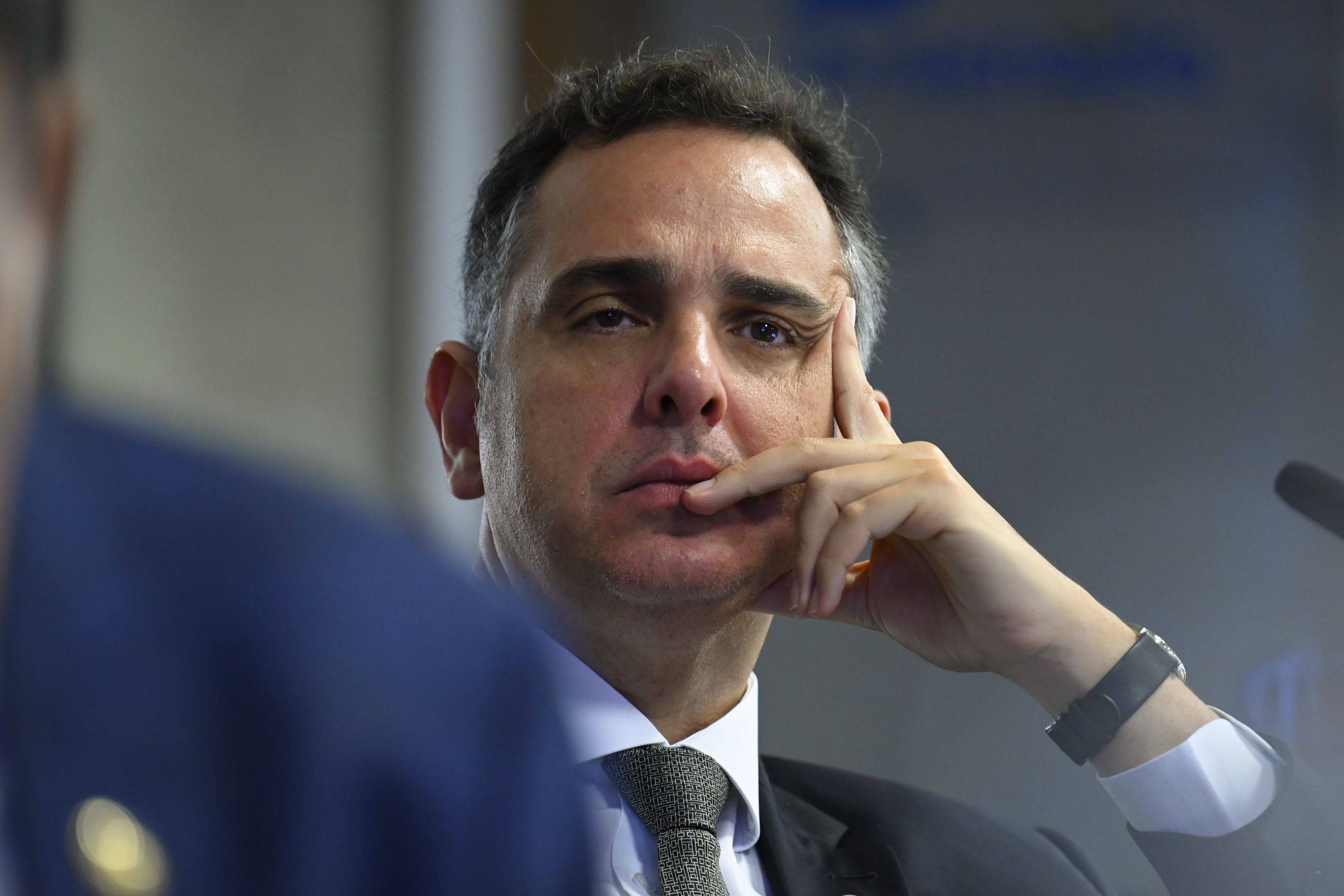 Sem confirmação de Pacheco, PSB avalia testar três nomes ao governo de Minas