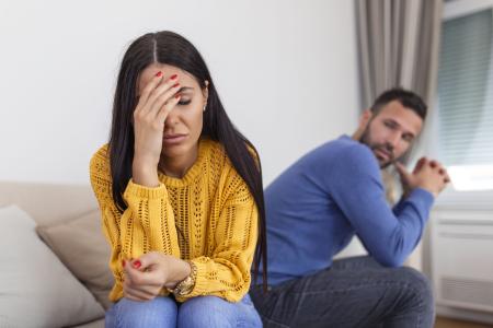 Psicólogo revela as 4 frases típicas ditas por quem não ama mais o parceiro