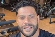 Atacante do Fluminense, Hulk reage a gol de filho na base do Atlético e manda recado