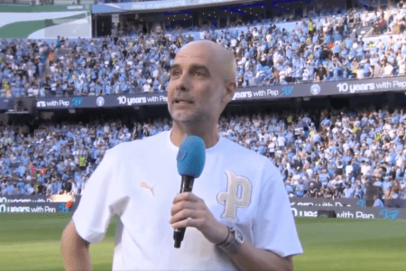 Pep Guardiola em discurso de despedida do Manchester City no Etihad Stadium