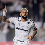 Gabigol se rende a titular que pode estar de saída do Santos: 'Praticamente um ídolo'