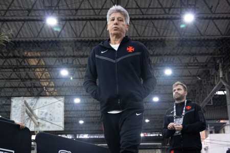 Renato Gaúcho foi alvo da torcida do Vasco