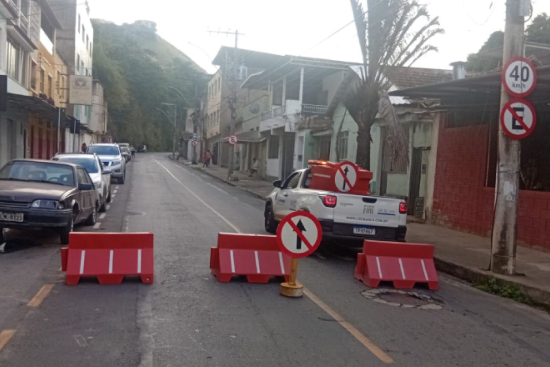 Defesa Civil interdita trecho da Rua Luiz Rocha em Juiz de Fora