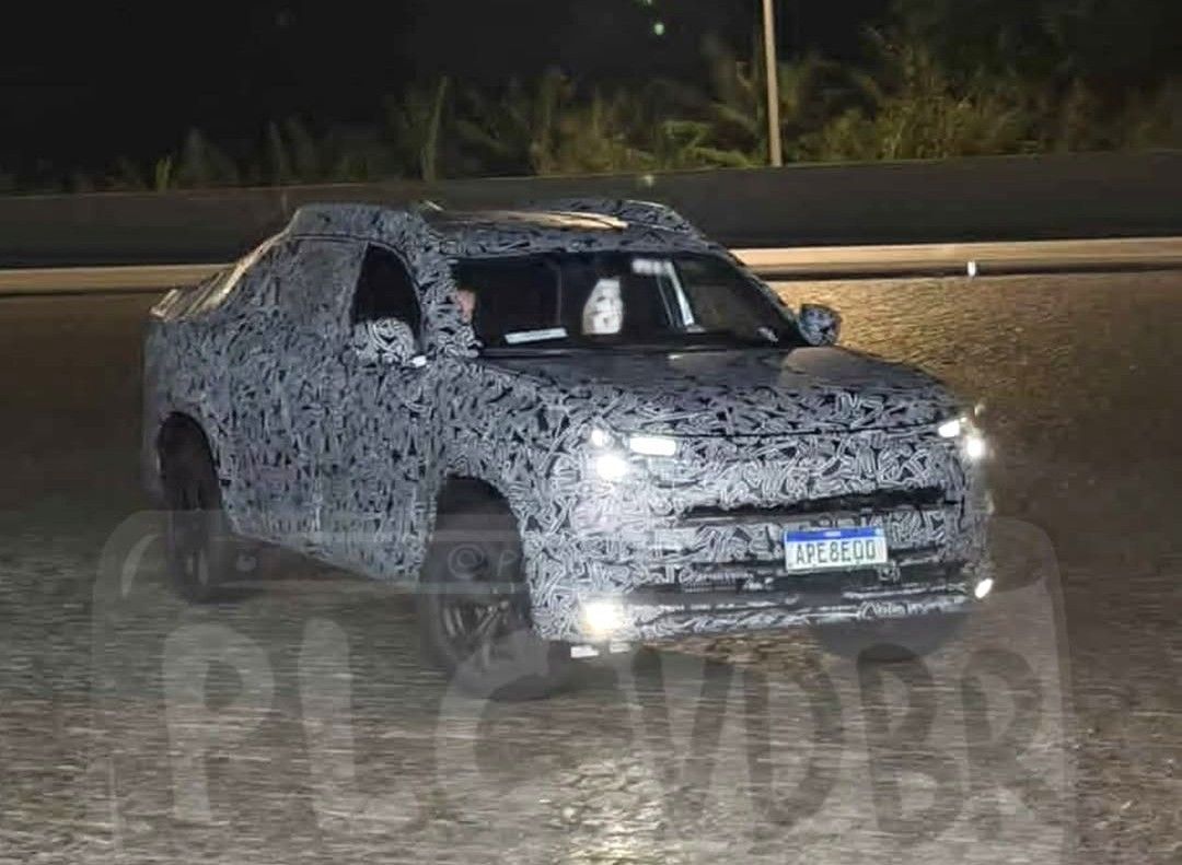 Renault Niagara: picape rival da Toro começa a tirar a camuflagem