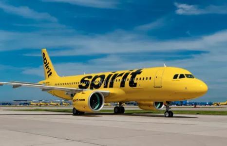 Companhia aérea Spirit Airlines suspende voos e encerra operações