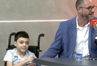 De diagnóstico drástico a sucesso nas passarelas, a história do pequeno Renan Iglesias