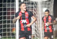Vitória aproveita expulsões, vence Ceará e está na semifinal da Copa do Nordeste