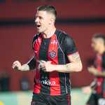 Atacantes brilham, Vitória goleia ABC e fica em vantagem na Copa do Nordeste