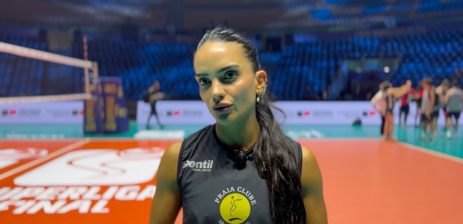 Superliga Feminina: líbero do Praia Clube, Natinha projeta decisão com o Minas