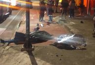 Dois homens morrem em acidente de moto na volta de baile funk em BH