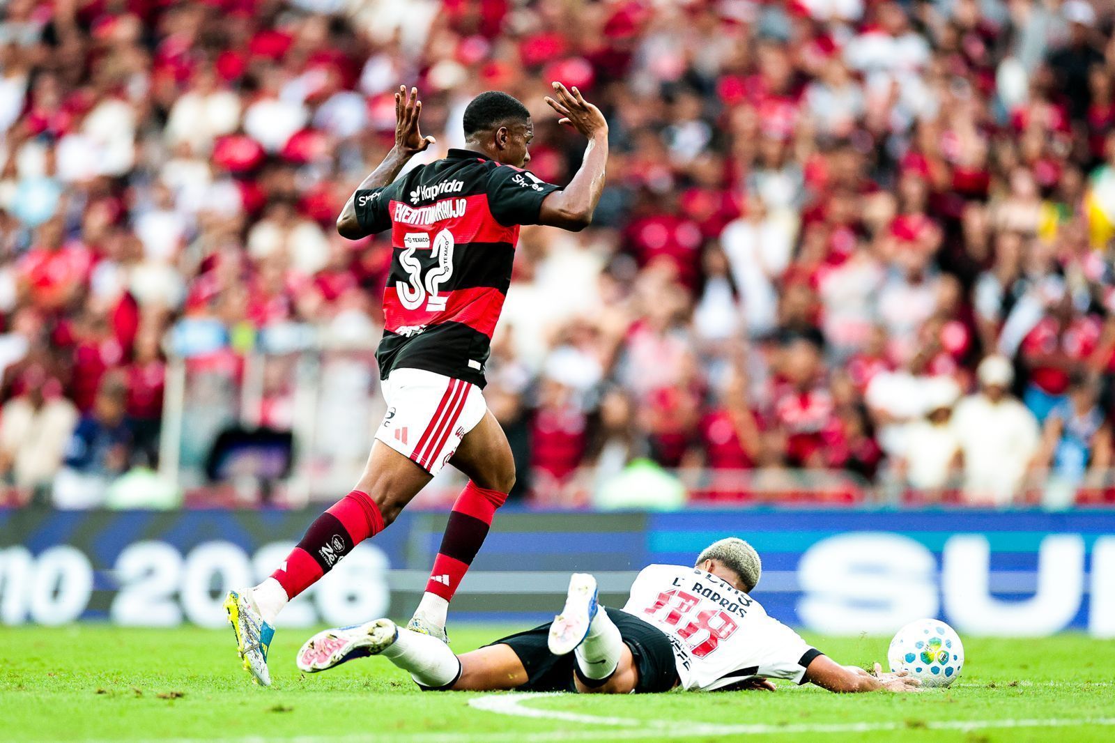 Vasco demonstra reação, mas mantém escrita negativa em clássicos contra o Flamengo