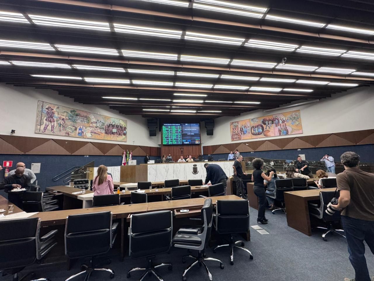 Câmara de BH aprova projeto que torna sexo biológico critério definidor para eventos esportivos