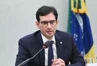 Câmara inicia leitura do relatório da PEC que acaba com escala 6x1