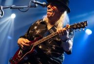 Morre Luiz Carlini, referência do rock brasileiro, aos 73 anos