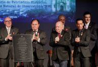 JF inaugura unidade e faz acordo com as repúblicas da UFOP