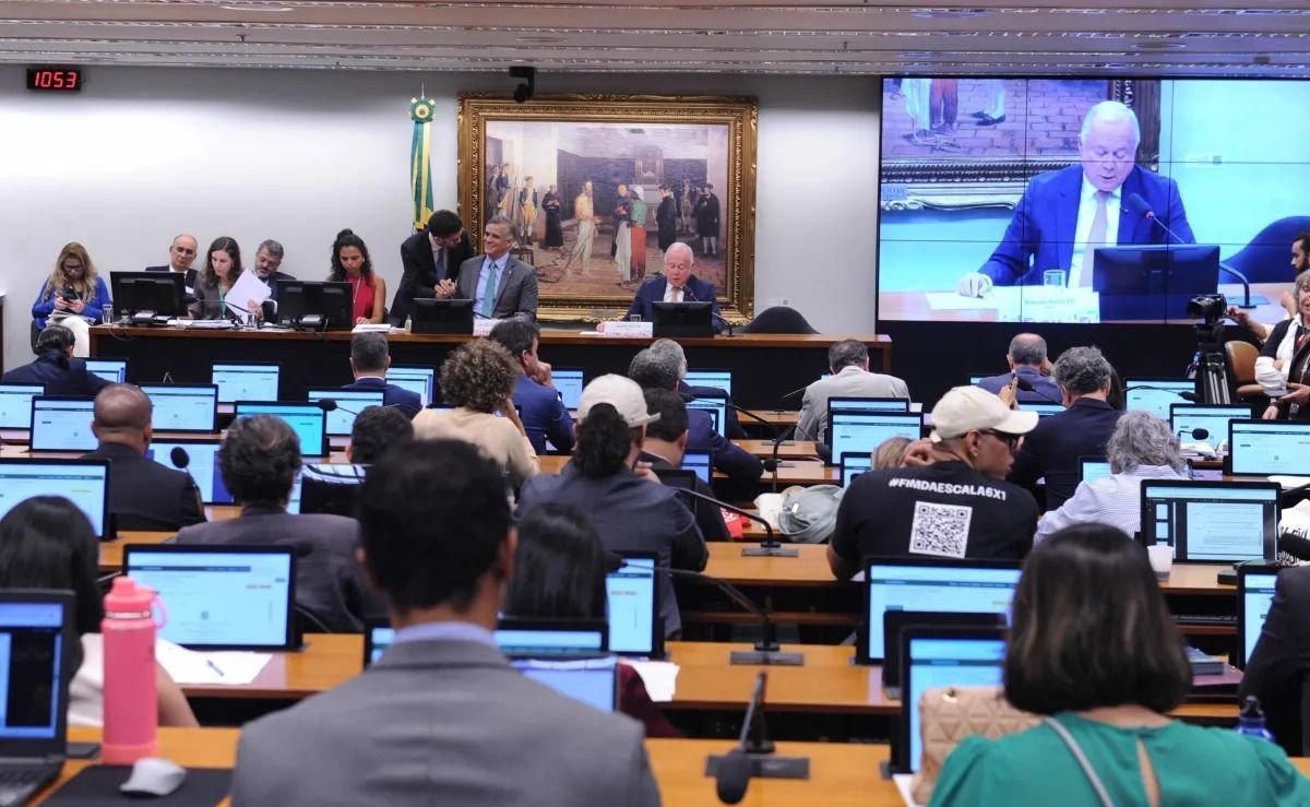PEC que amplia autonomia do Banco Central volta à pauta da CCJ