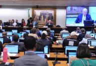 Comissão leva PEC do fim da 6x1 a São Paulo dia 17, em segunda rodada de debates