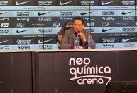 Diretor do Corinthians reage à decisão de Daronco após gesto obsceno de Bobadilla