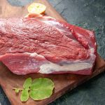 União Europeia veta importações de carne e animais do Brasil