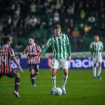 Ferreirinha é expulso, São Paulo perde para o Juventude e cai na Copa do Brasil