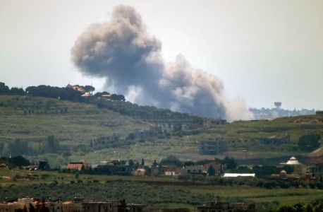 Ataques aéreos israelenses mataram sete pessoas no país neste domingo