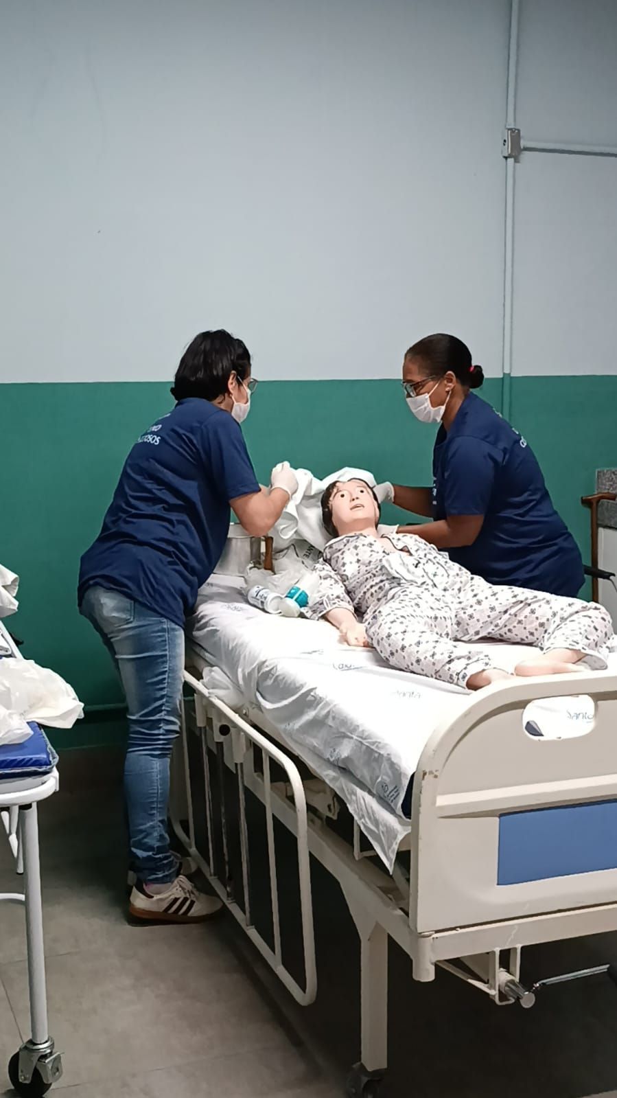 Fundação Aleijadinho abre 11 vagas para curso gratuito de cuidador de idosos