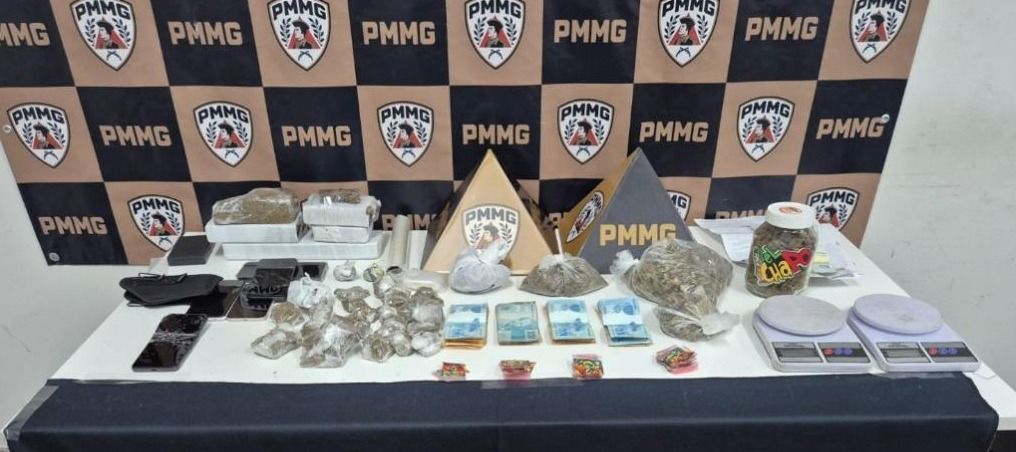 Denuncias levam a apreensão de drogas com prisão de suspeitos de tráfico em Fabriciano