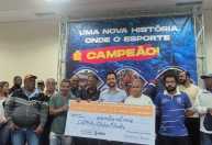 Mariana repassa R$ 600 mil à Liga Esportiva e entrega materiais para projetos sociais