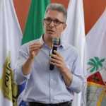 Zema critica CLT e diz que período de férias no Brasil tem que ser 'flexível'