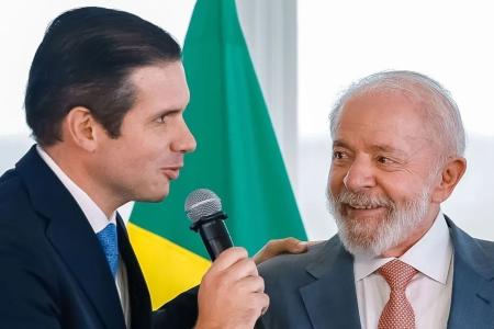 Hugo Motta anuncia apoio a Lula na Paraíba após Republicanos adotar neutralidade