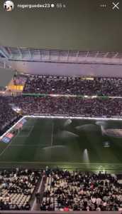 Roger Guedes marcou presença na Arena para acompanhar Corinthians x Atlético • Reprodução/Instagram