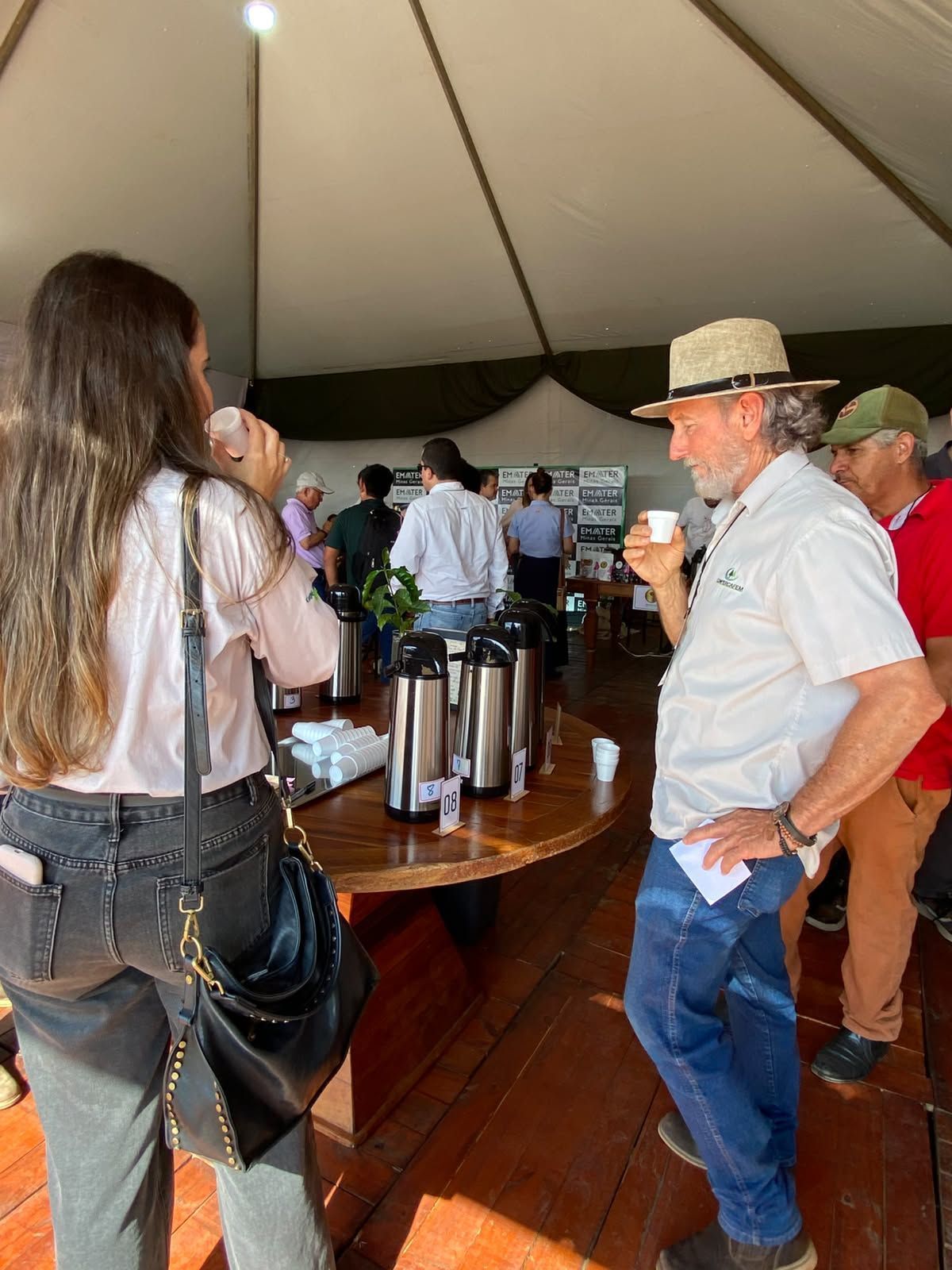 Expocafé sedia concursos de melhor café e embalagem com voto popular