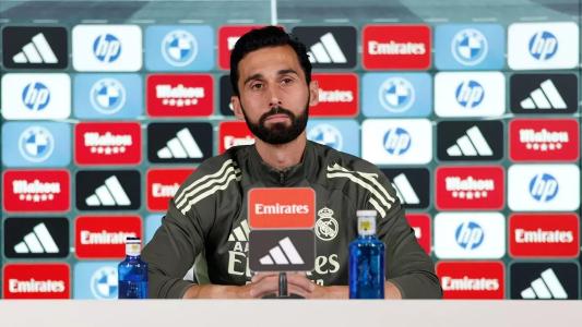 Álvaro Arbeloa, técnico do Real Madrid, em entrevista coletiva