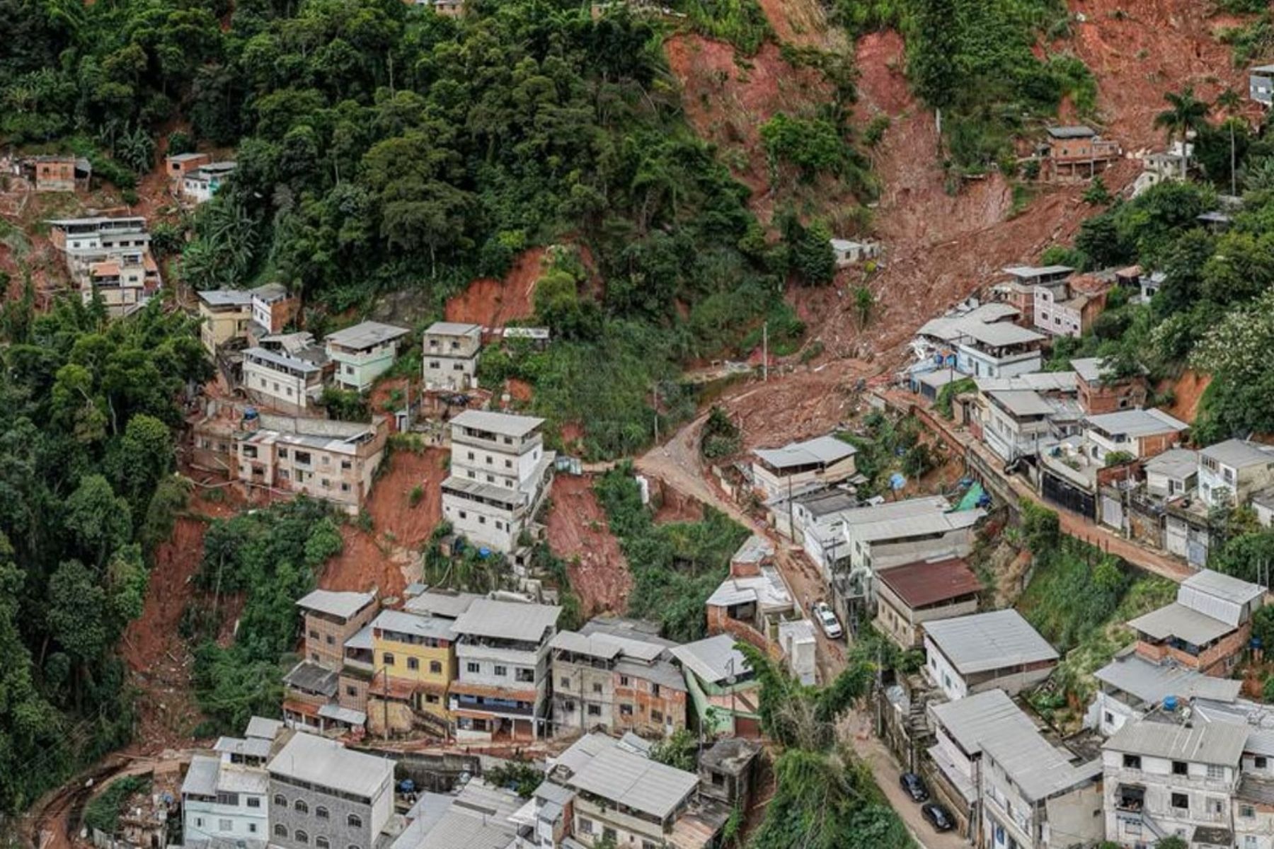 Justiça dá liminar que antecipa do abono salarial a vítimas de tragédia na Zona da Mata